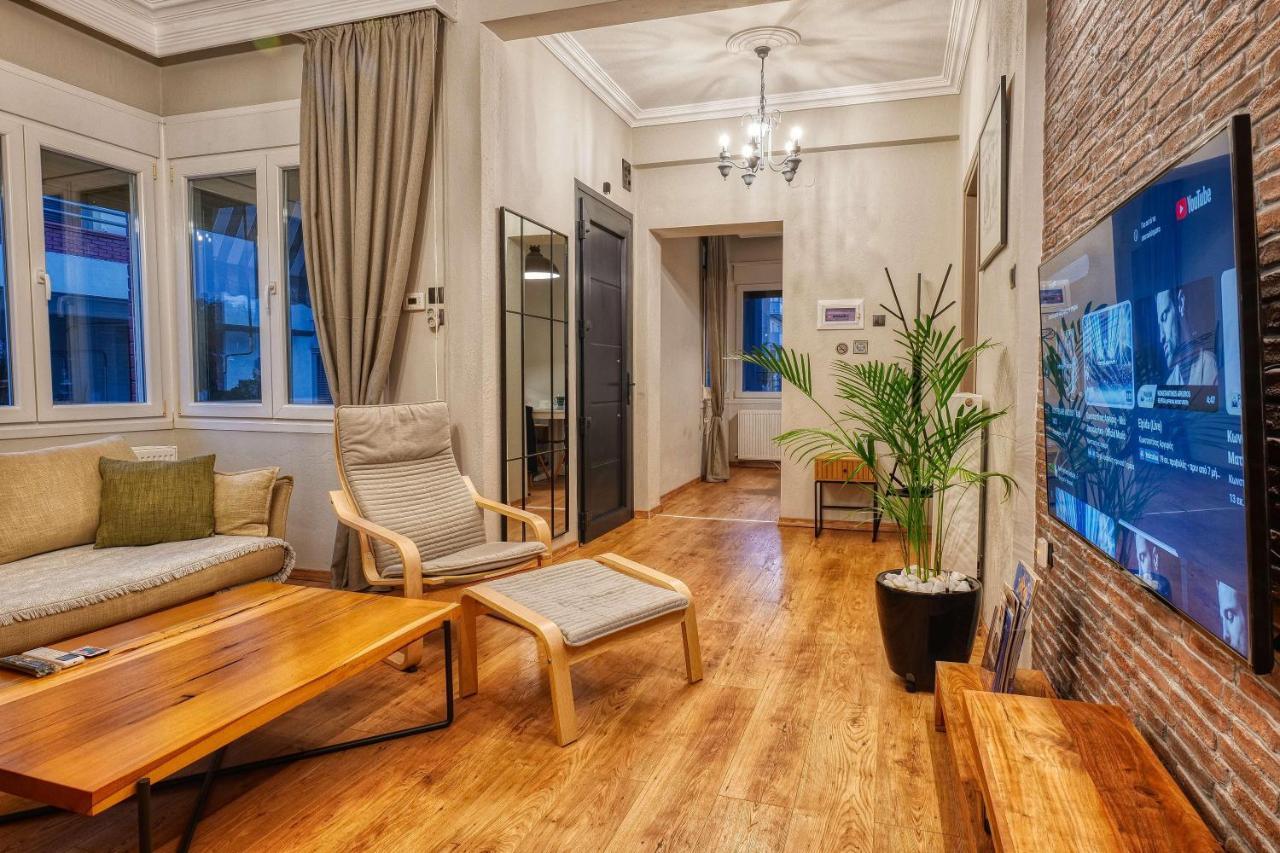 Living Life Apartment Komotiní Exteriér fotografie