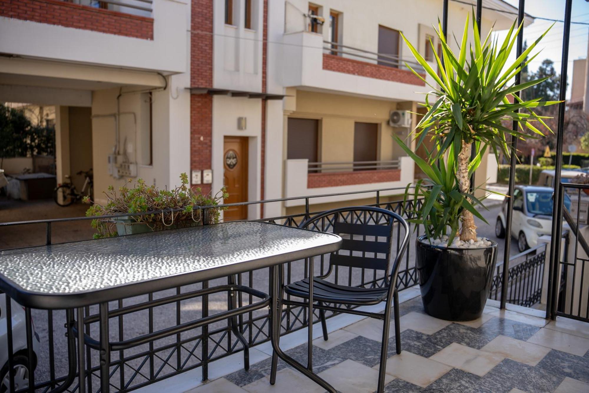 Living Life Apartment Komotiní Exteriér fotografie
