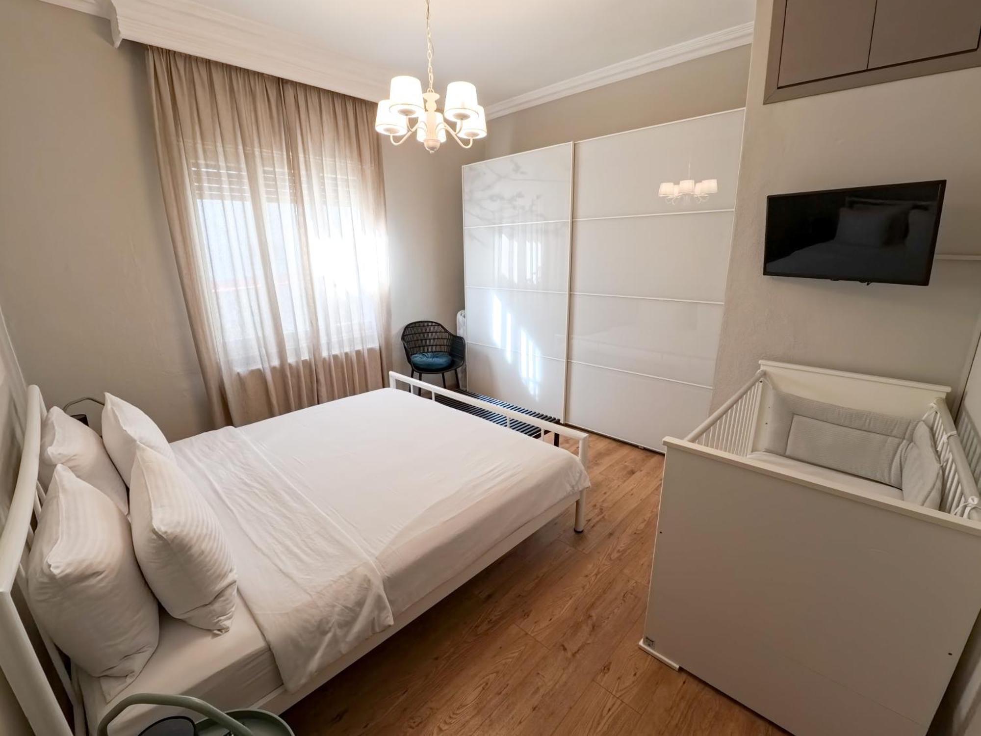 Living Life Apartment Komotiní Exteriér fotografie